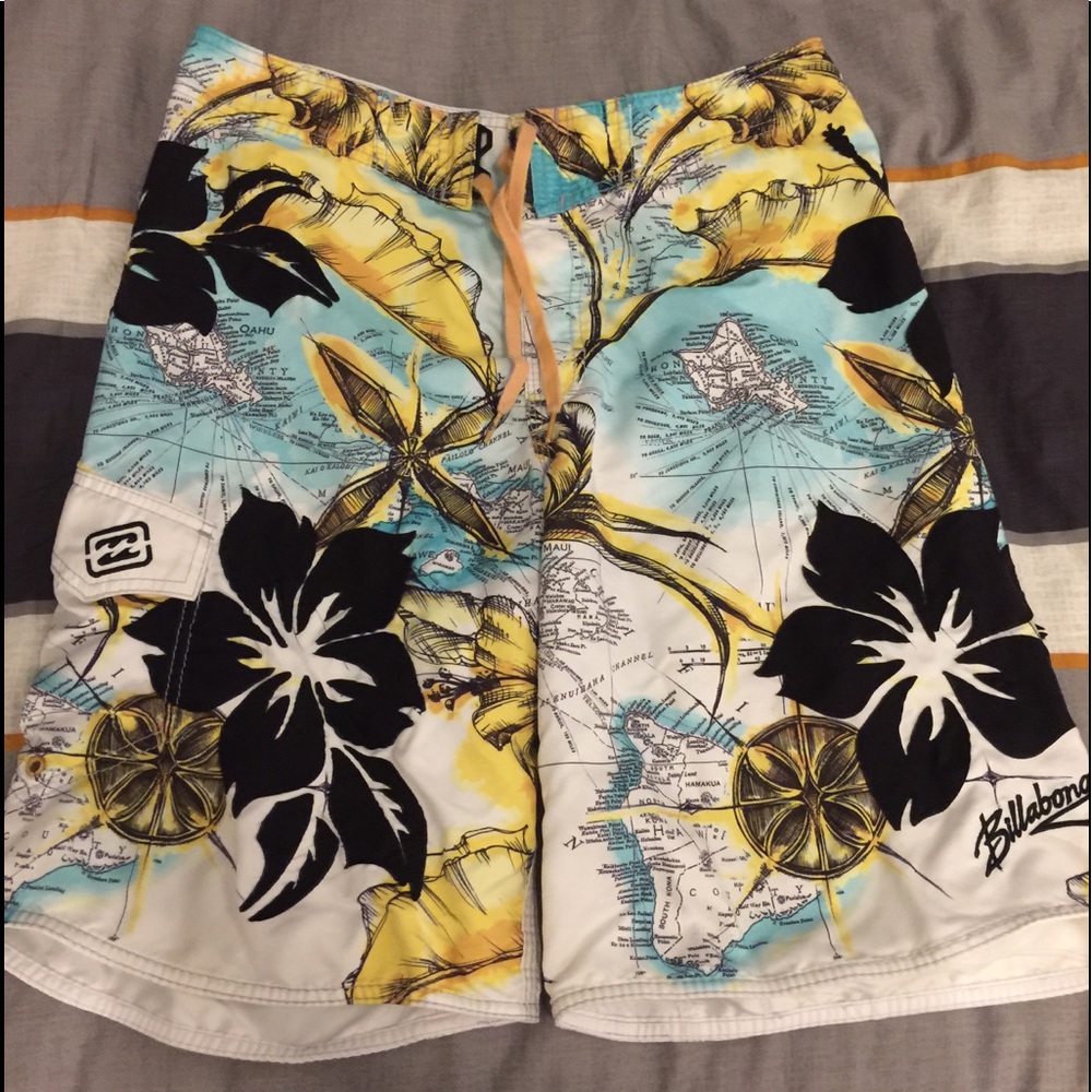 Billabong Board Shorts Size 32